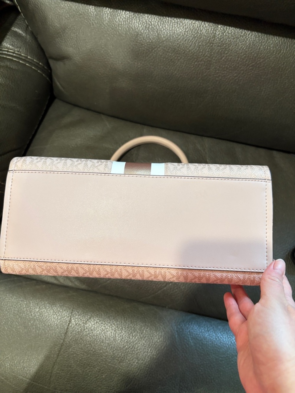 Michael Kors medium satchel in powder blush - Picture 6 of 10